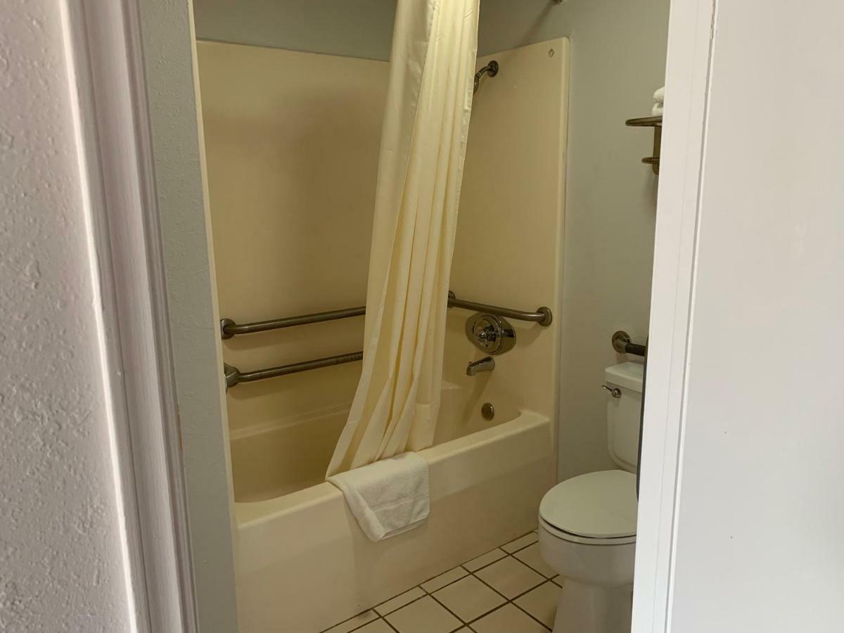 Economy Inn Springdale Bagian luar foto